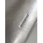 2025年7月10日入荷新作2025*  Givenchy Voyou Ptit   32*15*9.5極品/正規品同様/人気/革/バッグジバンシー/CX工場