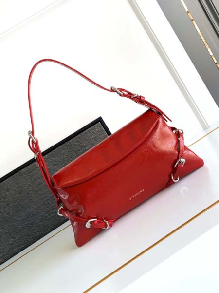 2025年7月10日入荷新作2025*  Givenchy ...