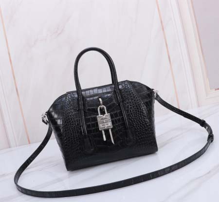 2025年7月10日入荷新作GIVENCHY Antigon...
