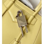 2025年7月10日入荷新作*GIVENCHY Antigona Antigona  size:22*29*18*13cm極品/正規品同様/人気/革/バッグジバンシー/CX工場