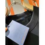 2025年7月10日入荷新作LOUIS VUITTON半袖Tシャツ 高级品超厳選★入手困難/誕生日プレゼント/SUS工場S-XL