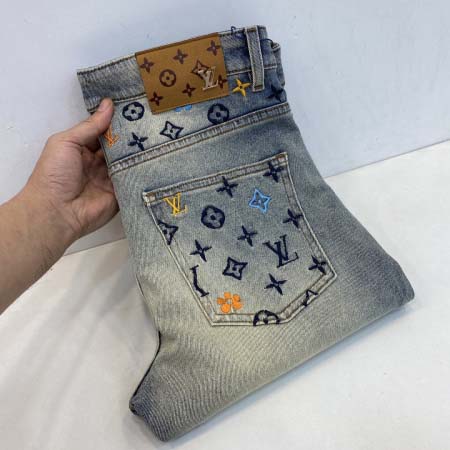 2025年8月15日入荷新作Louis vuittonジーパン人気商品/DW工場