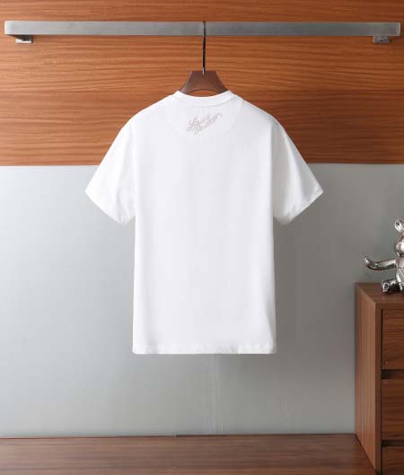 2025年8月22日入荷新作Louis Vuitton半袖 tシャツ高品質人気商品/HC工場