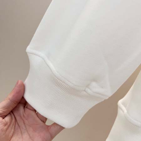 2025年8月27日秋冬入荷新作Burberryパーカー高品質安い人気商品/HL工場