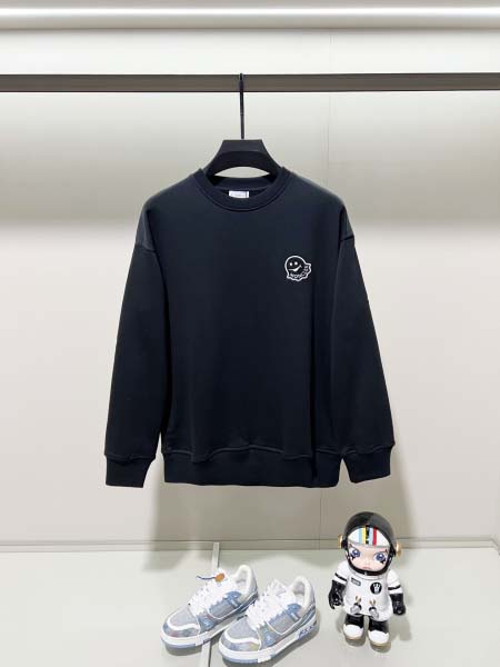 2025年8月23日秋冬入荷新作MONCLERスウェットシャ...