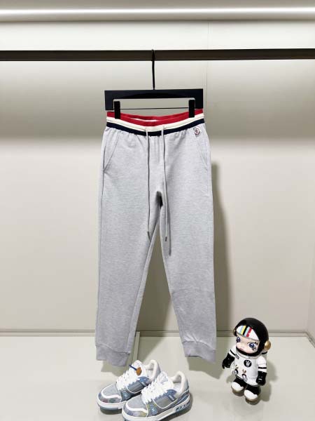 2025年8月23日秋冬入荷新作MONCLERスウェットパン...