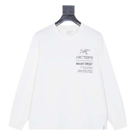 2025年8月24日秋冬入荷新作ARCTERYX長袖Tシャツ...