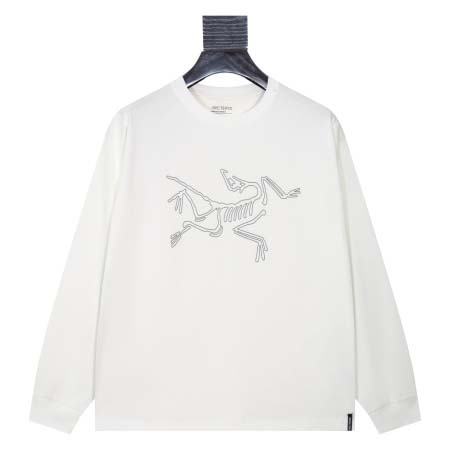 2025年8月24日秋冬入荷新作ARCTERYX長袖Tシャツ...