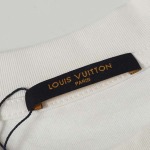 2025年8月26日秋冬入荷新作 LOUIS VUITTON半袖Tシャツ高品質安い人気商品/HL工場
