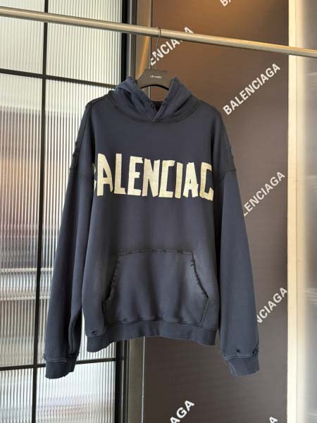 2025年8月28日秋冬入荷新作Balenciagaパーカー...