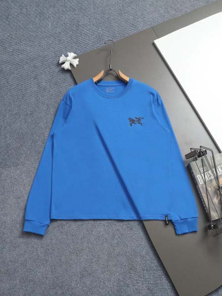 2025年8月28日秋冬入荷新作ARCTERYX長袖Tシャツ...