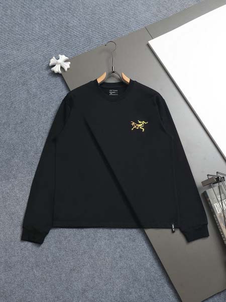 2025年8月28日秋冬入荷新作ARCTERYX長袖Tシャツ...