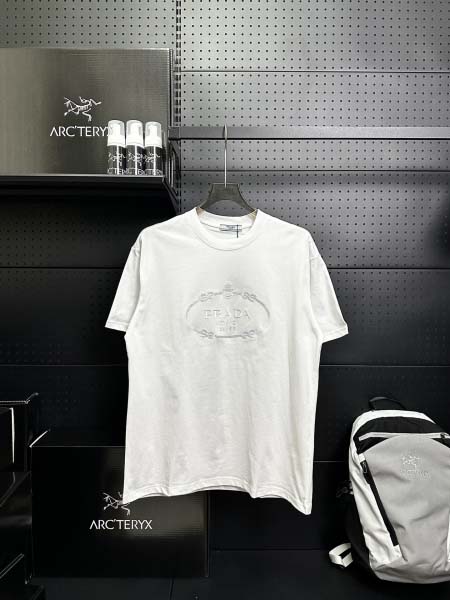 2025年8月28日秋冬入荷新作Prada半袖Tシャツ高品質...
