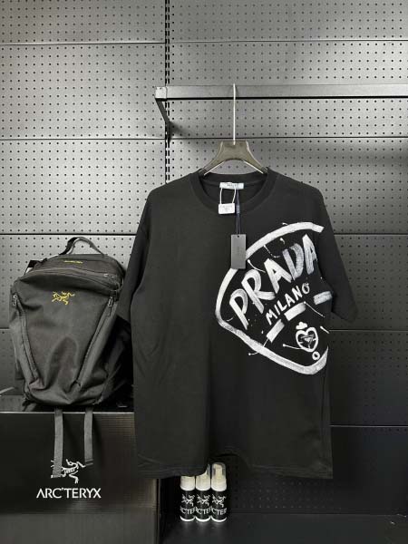 2025年8月28日秋冬入荷新作Prada半袖Tシャツ高品質...