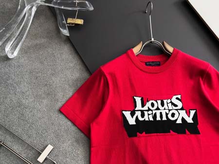 2025年9月2日入荷 新作Louis Vuittonニットの半袖高級なプレゼント/誕生日プレゼント/高品質/メンツ/記念品/ wenzhou工場