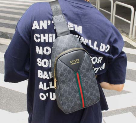 2025年9月4日入荷新作Gucci/人気/本革/バッグ 人気 おすすめ 父の日 誕生日/ギフト プレゼント 結婚式男友達の誕生日プレゼント