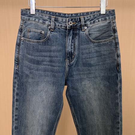 2025年9月24日入荷秋冬新作VALENTINOジーパン高級品/Su工場