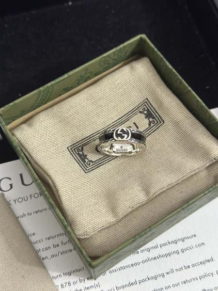 2025年9月25日入荷新品Gucci指輪ギフト/誕生日/記念品/アクセサリーxin工場