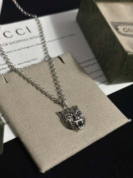 2025年9月25日入荷新品Gucciネックレスギフト/誕生日/記念品/アクセサリーxin工場
