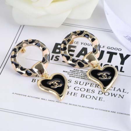 2025年9月25日入荷新品chanelピアスギフト/誕生日/記念品/アクセサリーxin工場