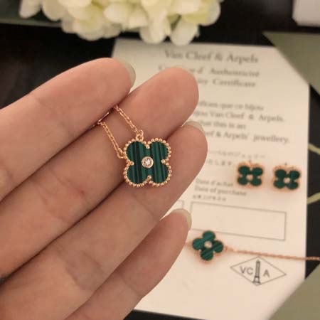 2025年9月25日入荷新品Van Cleef?&?Arpelsネックレスギフト/誕生日/記念品/アクセサリーxin工場