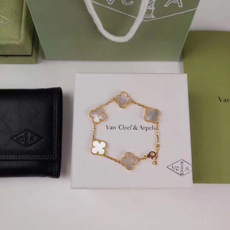 2025年9月25日入荷新品Van Cleef?&?Arpelsネックレスギフト/誕生日/記念品/アクセサリーxin工場