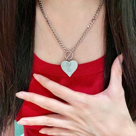 2025年9月25日入荷新品YSLネックレスギフト/誕生日/記念品/アクセサリーxin工場