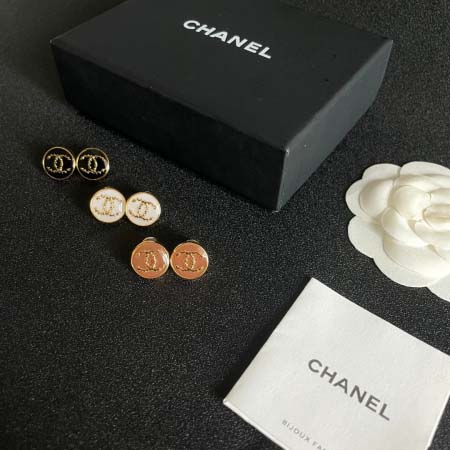 2025年9月25日入荷新品Chanelピアスギフト/誕生日/記念品/アクセサリーxin工場
