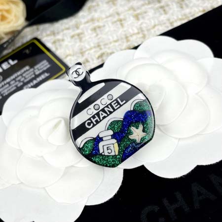 2025年9月25日入荷新品Chanelブローチギフト/誕生日/記念品/アクセサリーxin工場