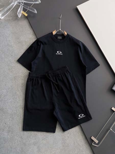 2025年9月1日入荷 新作Balenciaga上下高級なプ...