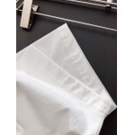 2025年9月1日入荷 新作Louis Vuitton半袖 tシャツ高級なプレゼント/誕生日プレゼント/高品質/メンツ/記念品/ wenzhou工場