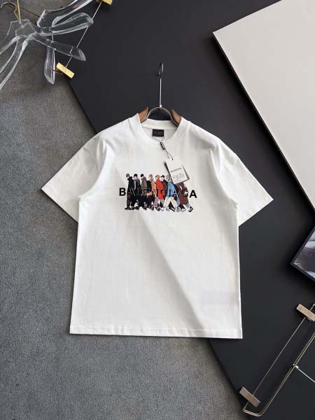 2025年9月1日入荷 新作Balenciaga半袖 tシャ...