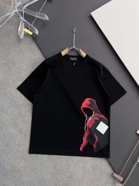 2025年9月1日入荷 新作Balenciaga半袖 tシャ...