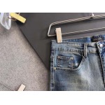 2025年9月1日入荷 新作Louis Vuittonジーパン高級なプレゼント/誕生日プレゼント/高品質/メンツ/記念品/ wenzhou工場