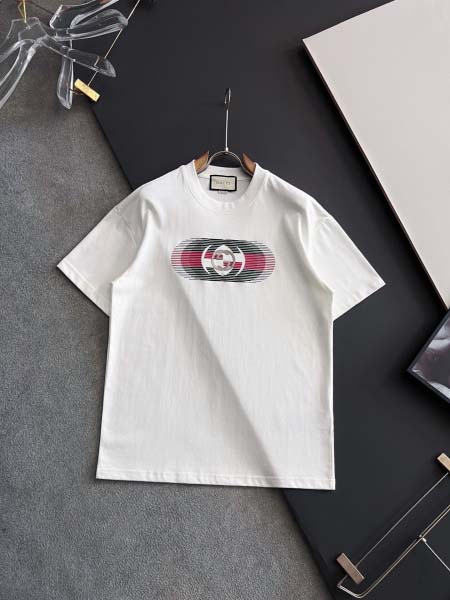 2025年9月1日入荷 新作Gucci半袖 tシャツ高級なプ...