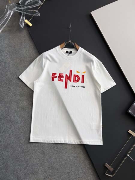 2025年9月2日入荷 新作Fendi半袖 tシャツ高級なプ...