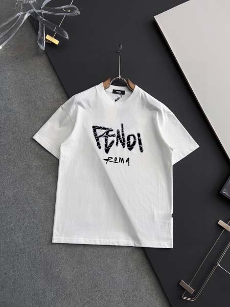 2025年9月2日入荷 新作Fendi半袖 tシャツ高級なプ...