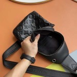 2025年9月4日入荷新作Louis Vuitton/人気/本革/バッグ 人気 おすすめ 父の日 誕生日/ギフト プレゼント 結婚式男友達の誕生日プレゼント