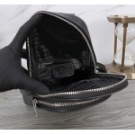 2025年9月4日入荷新作Prada/人気/本革/バッグ 人気 おすすめ 父の日 誕生日/ギフト プレゼント 結婚式男友達の誕生日プレゼント