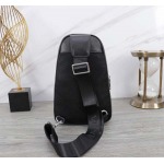 2025年9月4日入荷新作Prada/人気/本革/バッグ 人気 おすすめ 父の日 誕生日/ギフト プレゼント 結婚式男友達の誕生日プレゼント