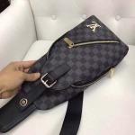 2025年9月5日入荷新作Louis Vuitton/人気/本革/バッグ 人気 おすすめ 父の日 誕生日/ギフト プレゼント 結婚式男友達の誕生日プレゼント