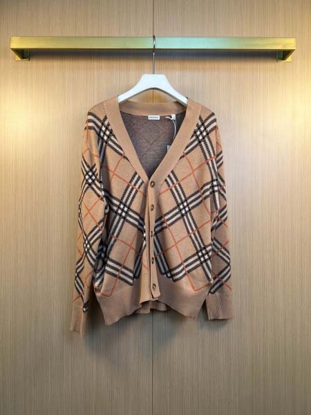 2025年9月15日入荷秋冬新作Burberryニットのセー...
