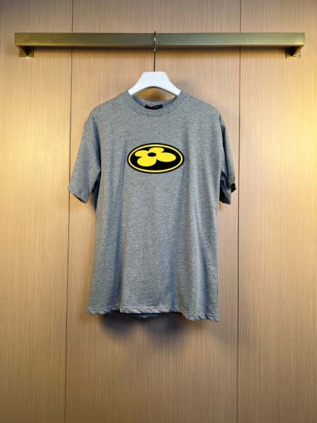 2025年9月15日入荷秋冬新作Louis Vuitton半袖 tシャツ高品質人気商品/誕生日プレゼント/FF工場