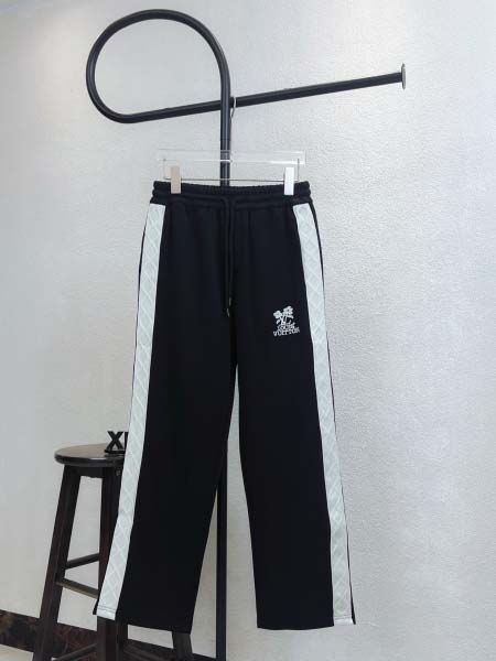 2025年9月15日入荷秋冬新作Louis Vuittonズボン高品質人気商品/誕生日プレゼント/FF工場