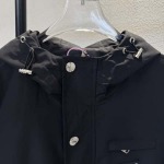 2025年9月15日入荷秋冬新作Pradaジャケット高品質人気商品/誕生日プレゼント/FF工場