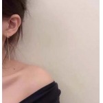 2025年9月25日入荷新品YSLピアスギフト/誕生日/記念品/アクセサリーxin工場