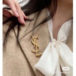 2025年9月25日入荷新品YSLブローチギフト/誕生日/記念品/アクセサリーxin工場
