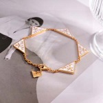 2025年9月25日入荷新品PRADAネックレスギフト/誕生日/記念品/アクセサリーxin工場