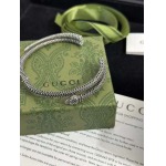 2025年9月25日入荷新品Gucci腕輪/ブレスレットギフト/誕生日/記念品/アクセサリーxin工場