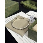 2025年9月25日入荷新品Gucci腕輪/ブレスレットギフト/誕生日/記念品/アクセサリーxin工場